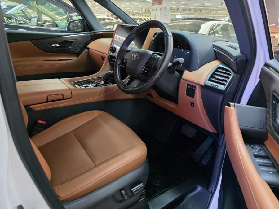 VELLFIRE 2.4 Turbo - Image 5