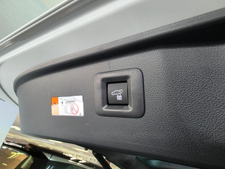 VELLFIRE 2.4 Turbo - Image 13