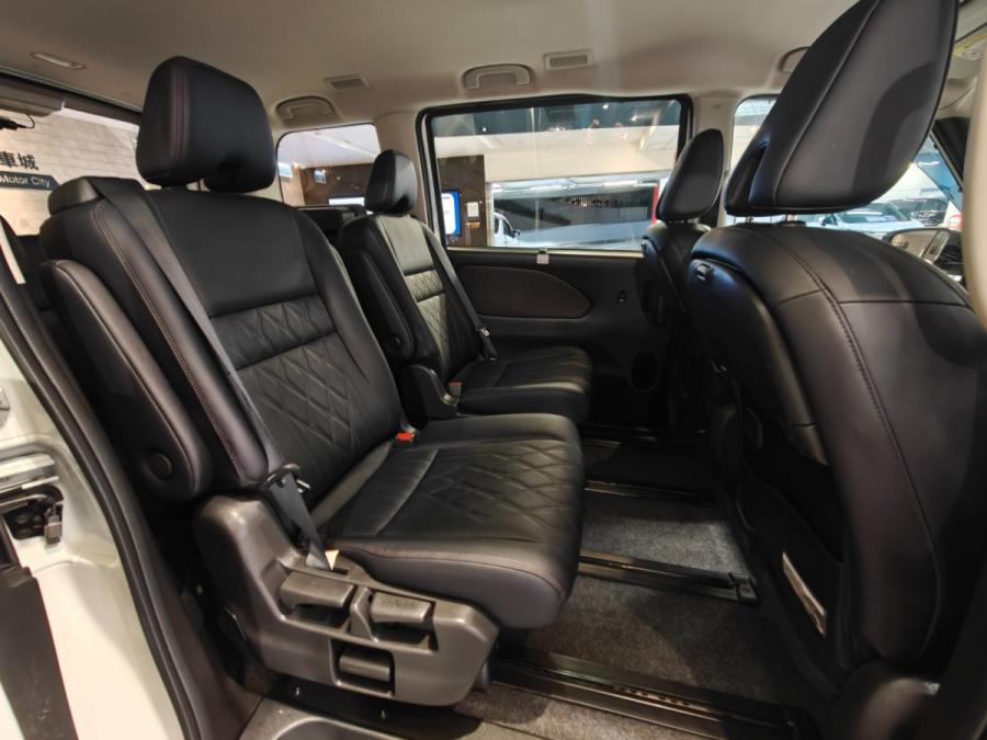 SERENA e-POWER HIGHWAY STAR VIP - Image 9