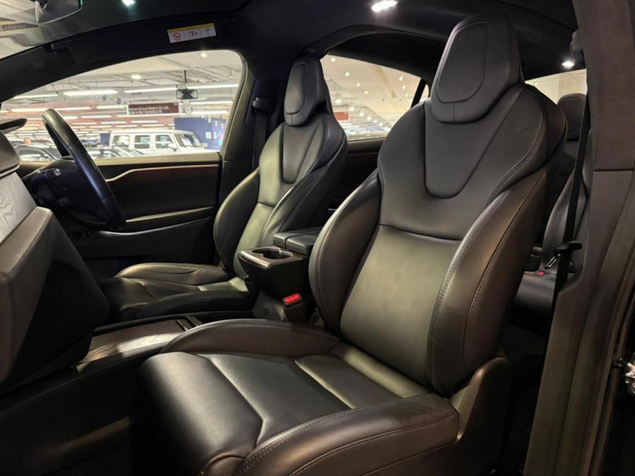 Model X 100D - Image 4