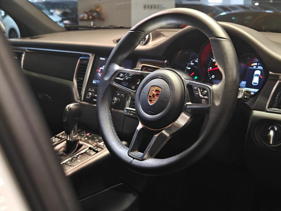 MACAN 2.0T - Image 10