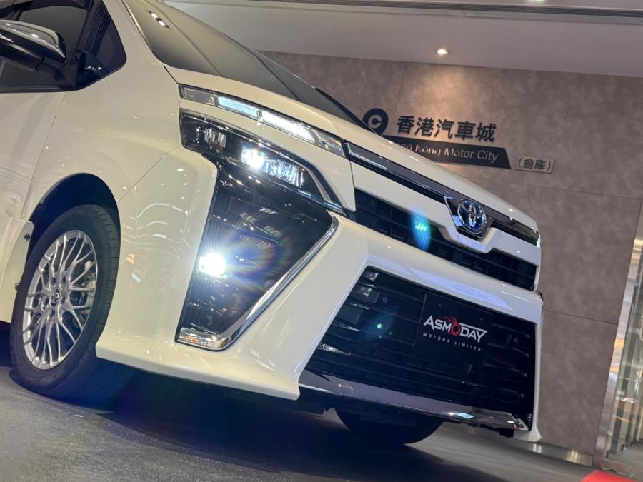 Voxy ZS Hybrid 煌III - Image 16