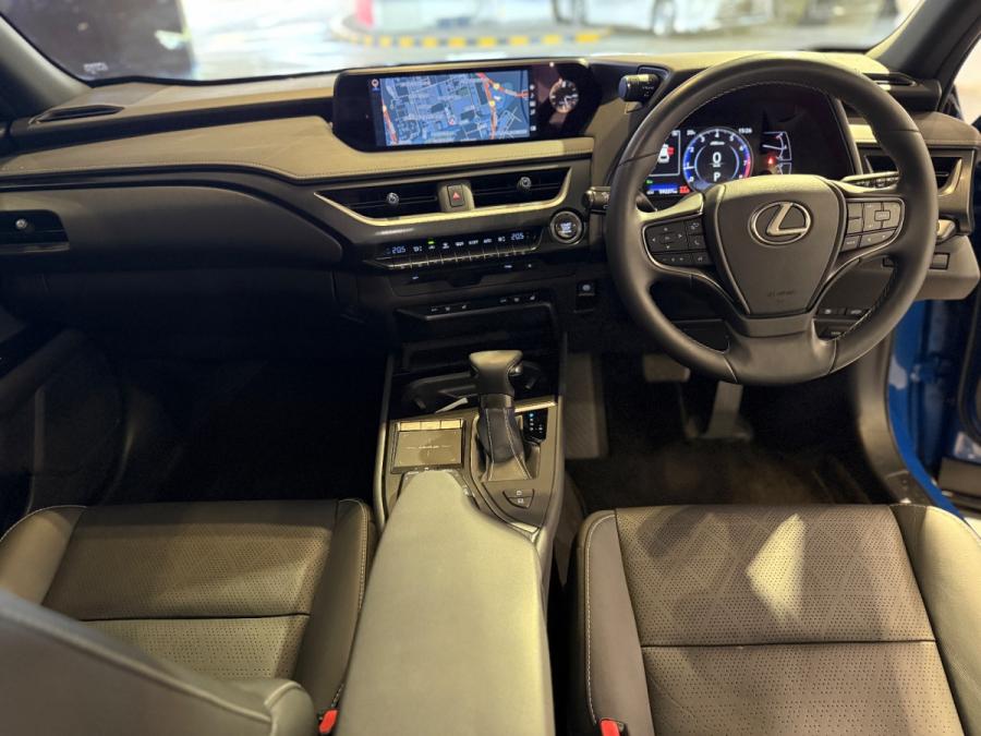 UX200 ULTIMATE - Image 7