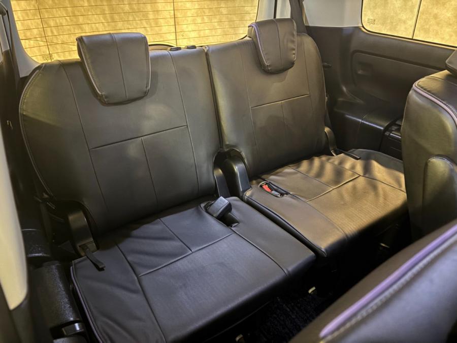 Voxy ZS Hybrid 煌II - Image 5