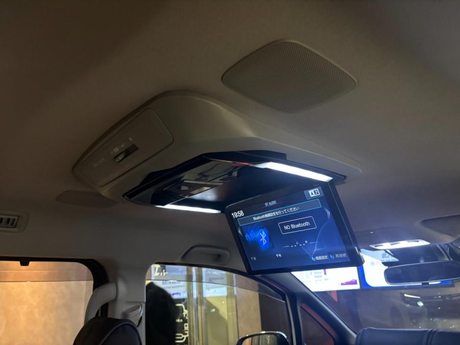 Voxy ZS Hybrid 煌II - Image 8