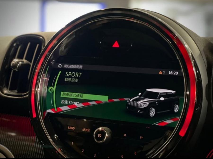 JCW Countryman All4 - Image 12