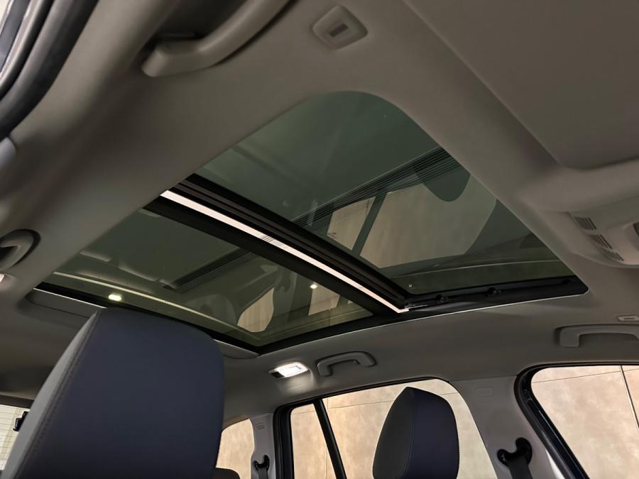 218i Grand Tourer 7 Seats - Image 3