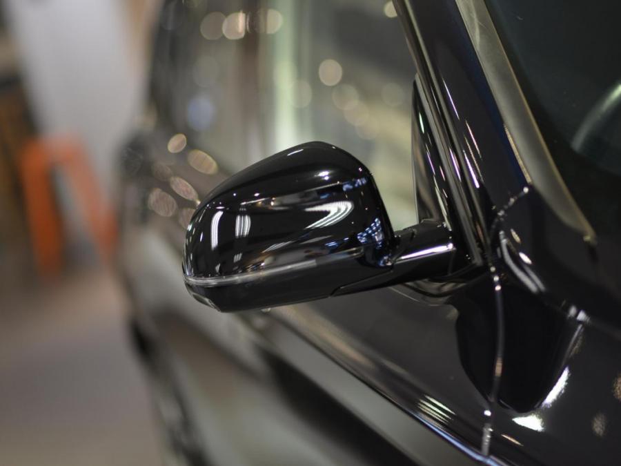 IX3 M SPORT EDITION G08 - Image 7