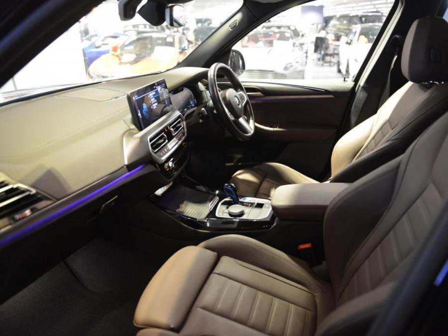 IX3 M SPORT EDITION G08 - Image 29