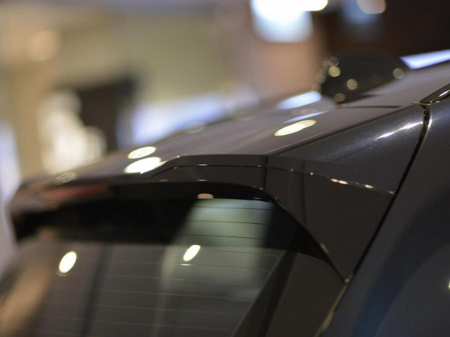 IX3 M SPORT EDITION G08 - Image 11