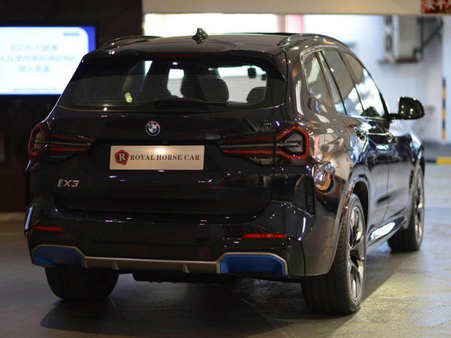 IX3 M SPORT EDITION G08 - Image 24