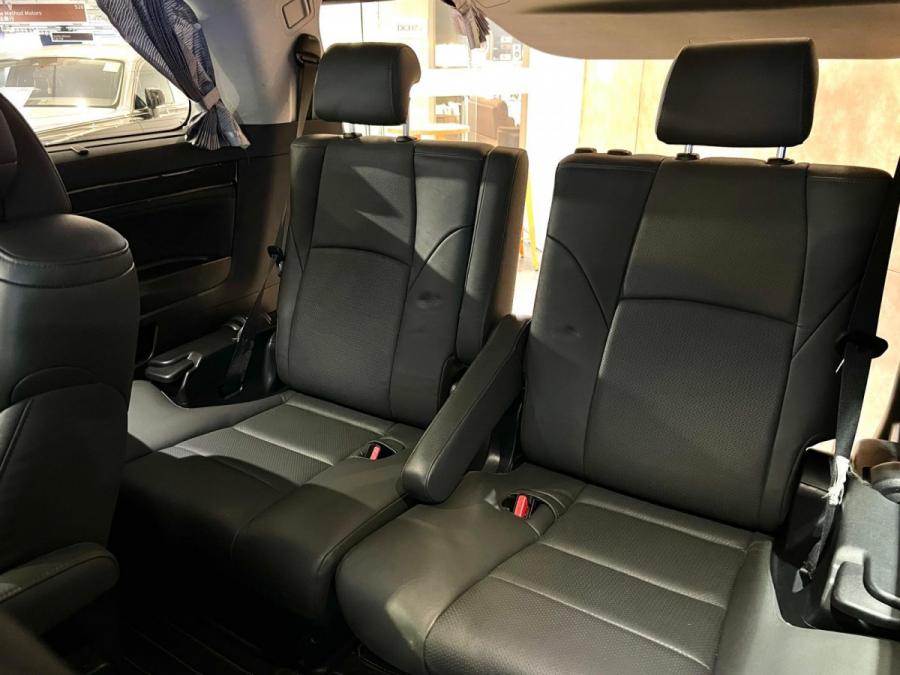 Alphard 3.5 - Image 9