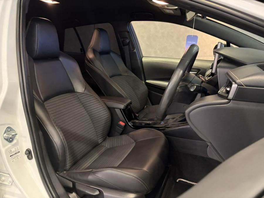 Corolla Touring Hybrid WXB - Image 5