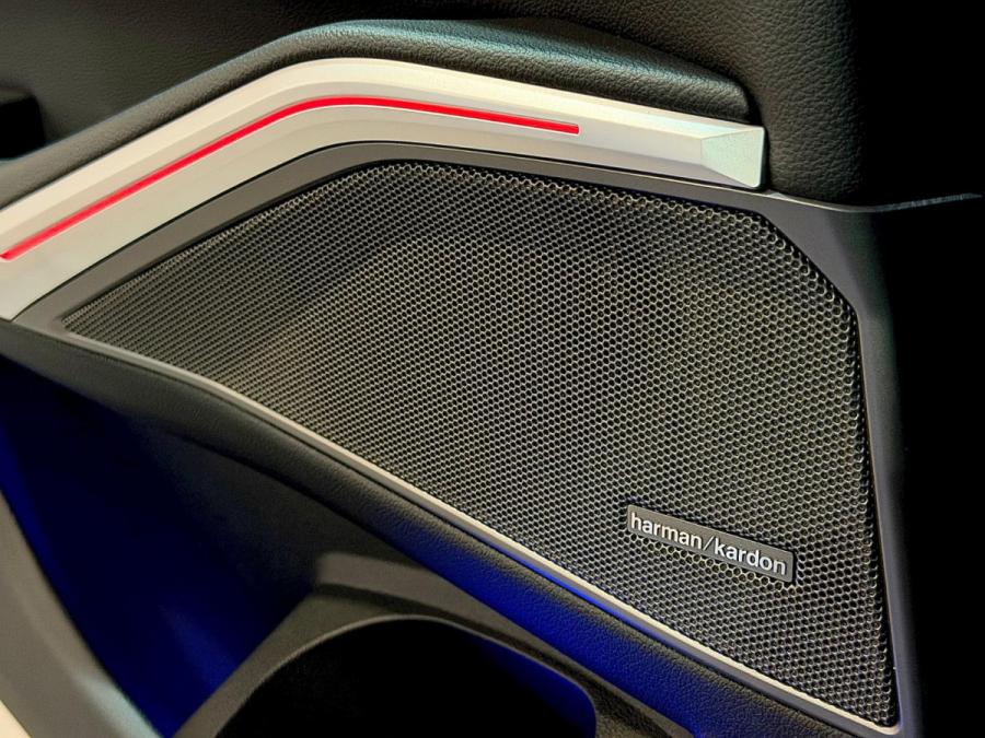 320IA SALOON M SPORT EDITION - Image 9