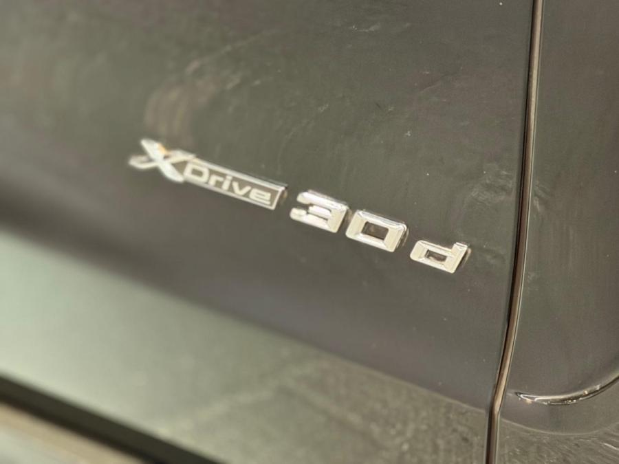 X5 XDRIVE30D - Image 13