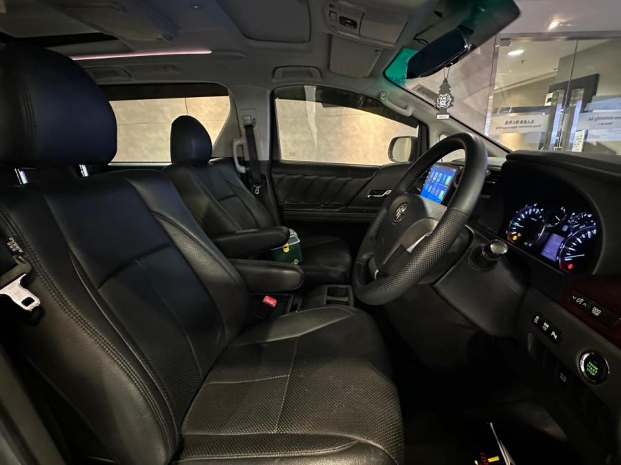 Alphard 2.4 - Image 6