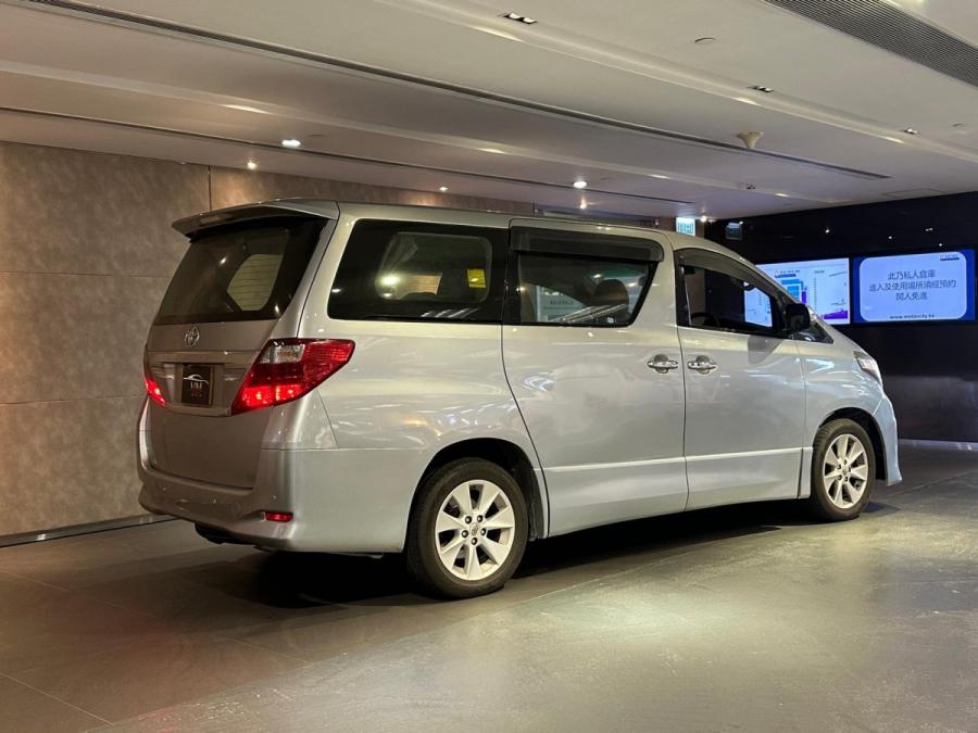 Alphard 2.4 - Image 2