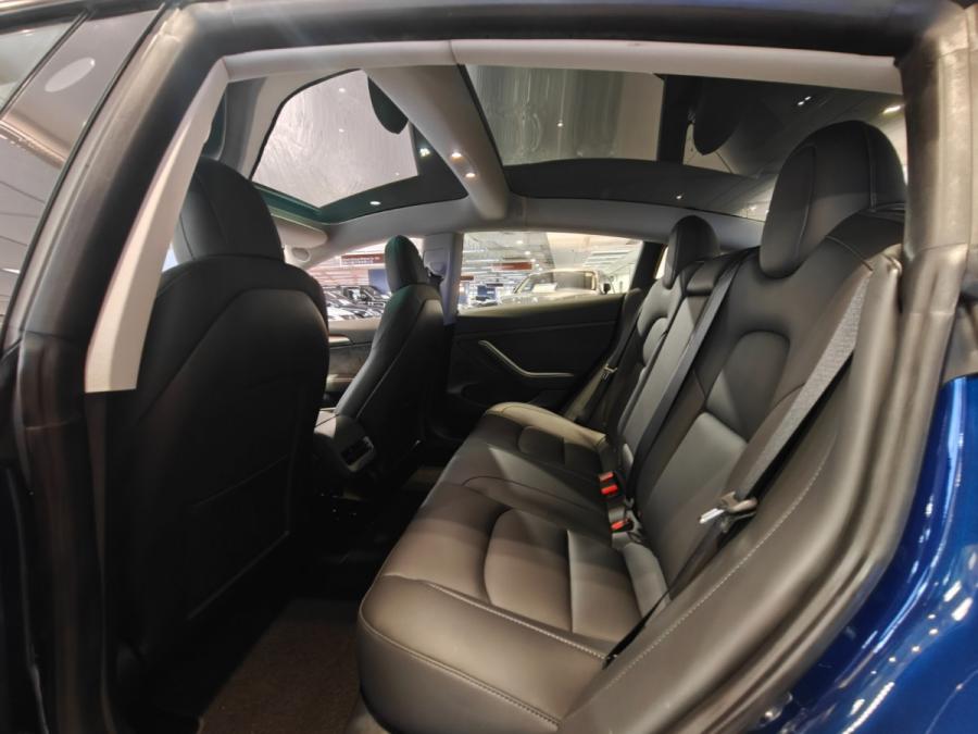 MODEL 3 LONG RANGE DUAL MOTOR AWD - Image 14