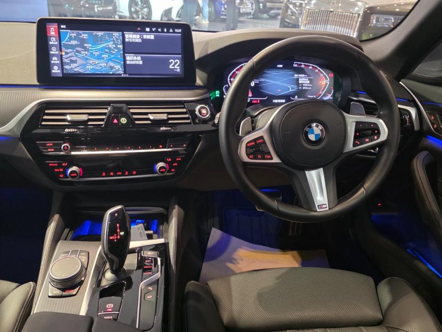 520IA M SPORT - Image 6