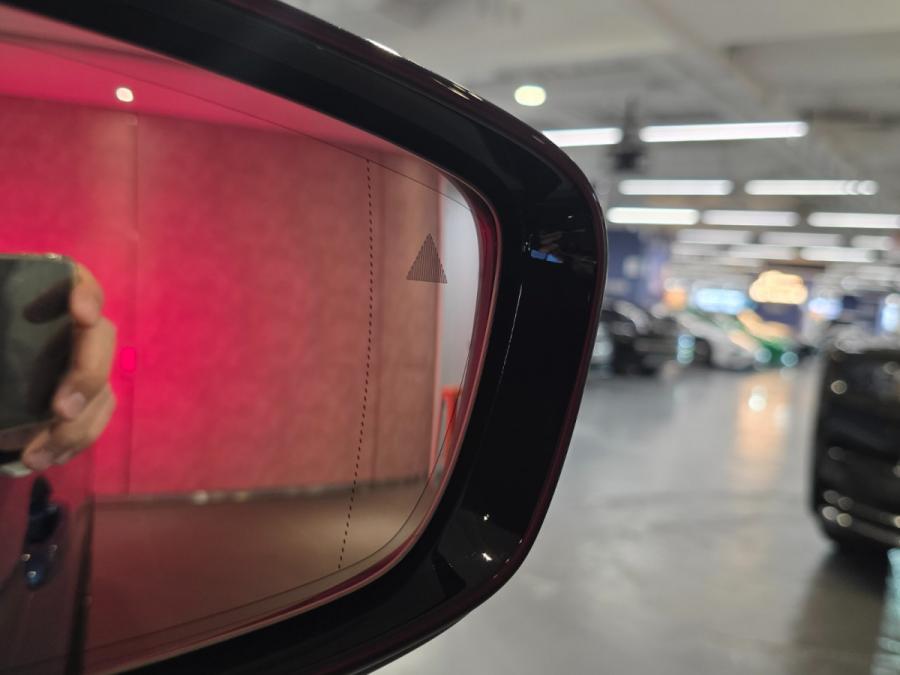 520IA M SPORT - Image 11