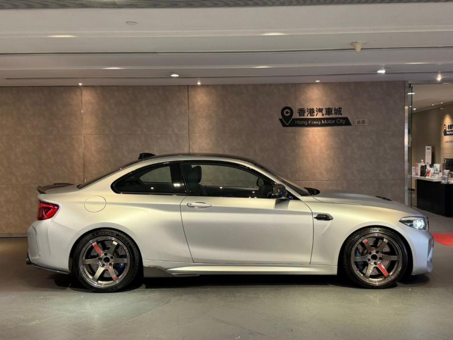 M2 COUPE - Image 2