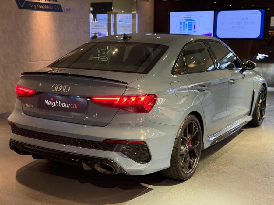 RS3 SEDAN QUATTRO - Image 5