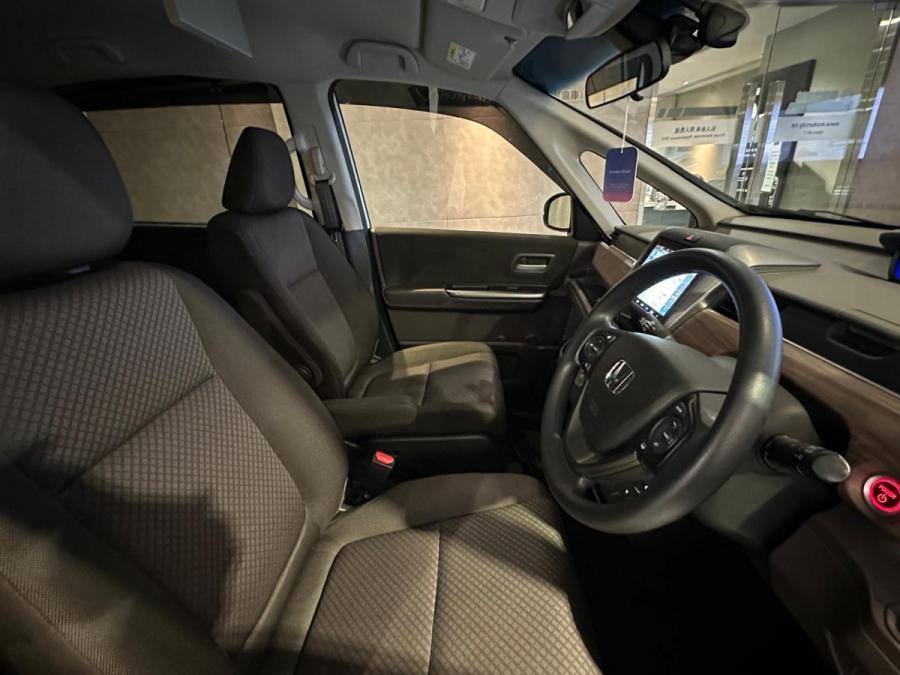 Freed Hybrid GB7 7座 - Image 6