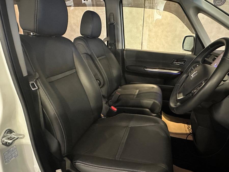 Stepwgn hybrid EX cool - Image 6