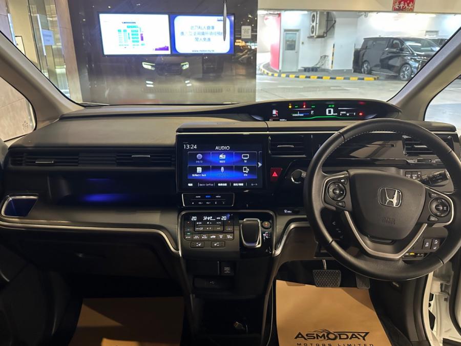 Stepwgn hybrid EX cool - Image 3