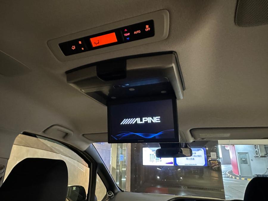 Voxy ZS hybrid 煌II - Image 7