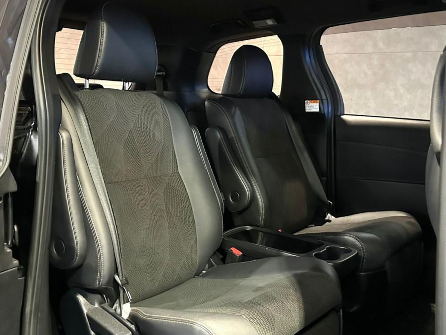 ESTIMA 2.4 HYBRID - Image 4