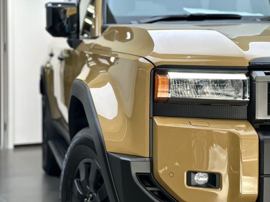 LC250 FIRST EDITION - Image 7