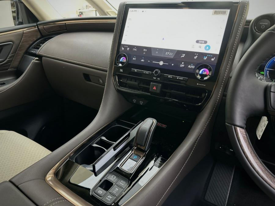 ALPHARD 2.5 HYBRID LOUNGE - Image 6