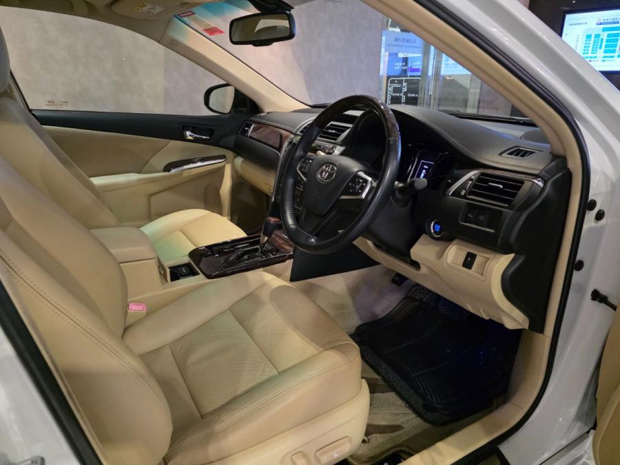 CAMRY 2.5 DELUXE Facelift - Image 5