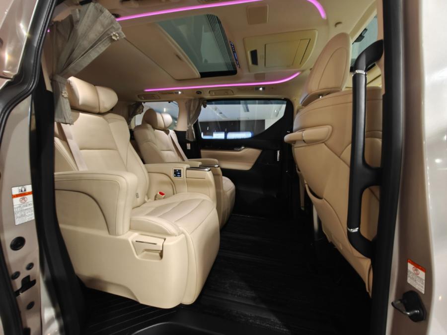 ALPHARD 3.5 FACELIFTED - Image 10