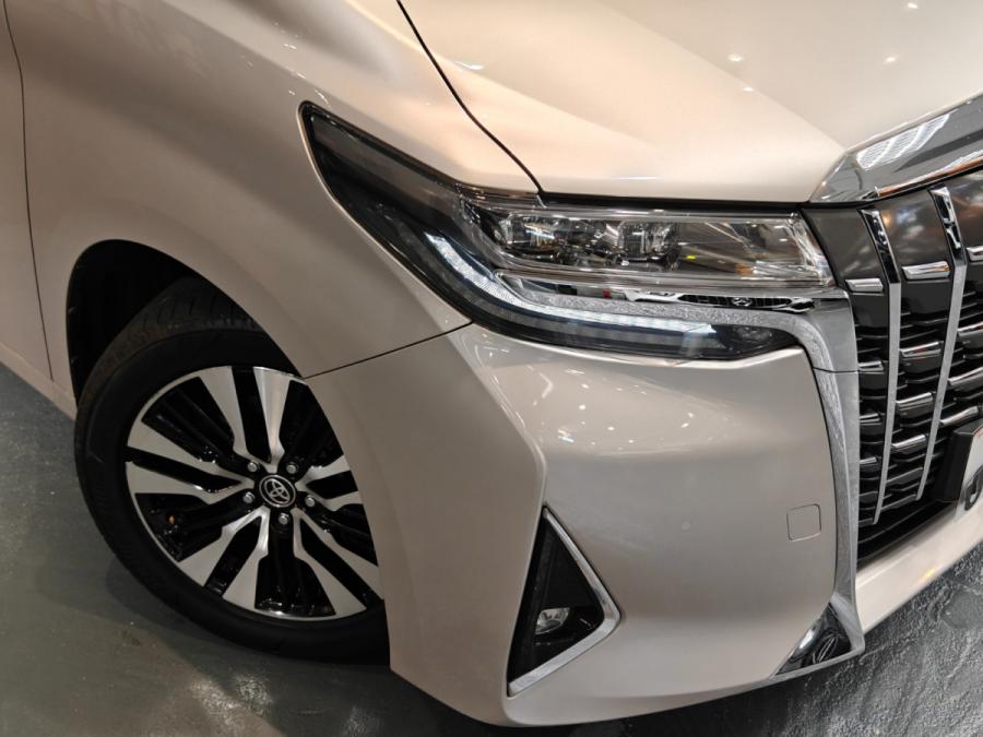 ALPHARD 3.5 FACELIFTED - Image 6