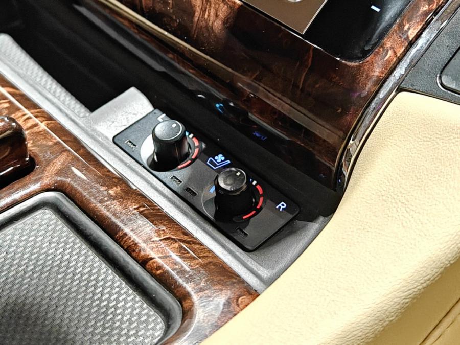 ALPHARD 3.5 FACELIFTED - Image 15