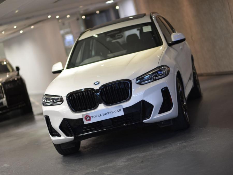 IX3 M SPORT EDITION G08 - Image 15