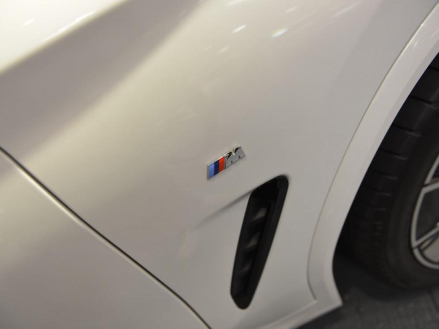 IX3 M SPORT EDITION G08 - Image 26