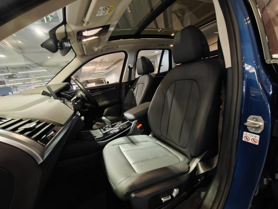 X3 XDrive20iA - Image 10