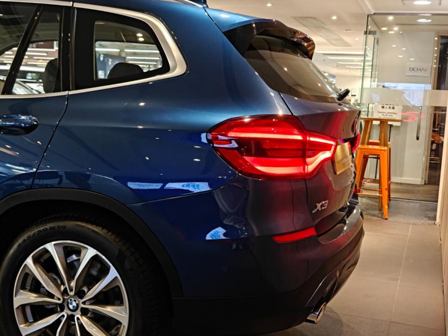 X3 XDrive20iA - Image 17
