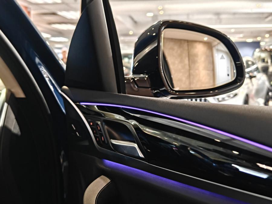 X3 XDrive20iA - Image 8