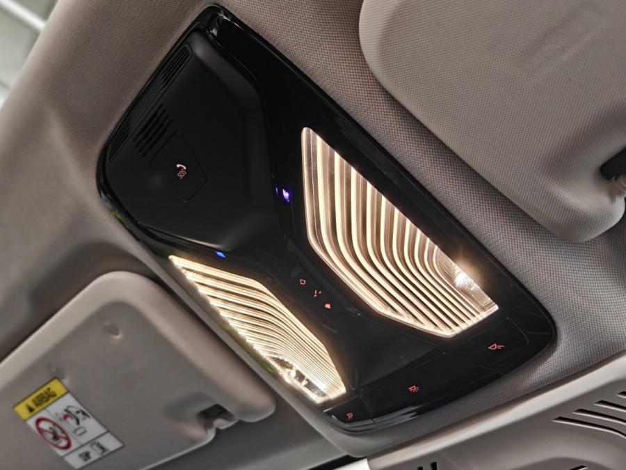 X3 XDrive20iA - Image 4