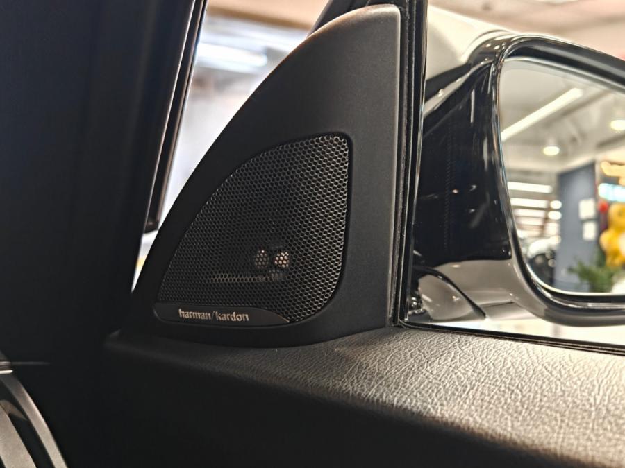 M2 COUPE (F87) - Image 3