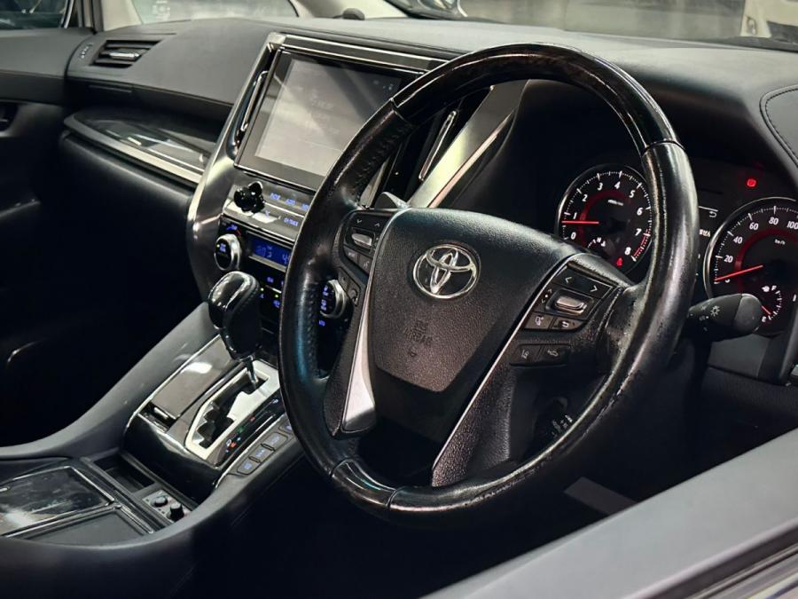 ALPHARD 3.5 SC MODELLISTA - Image 4