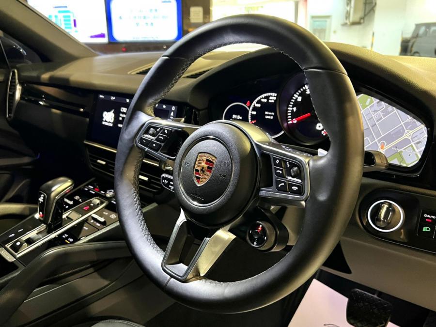 Cayenne Coupe - Image 5