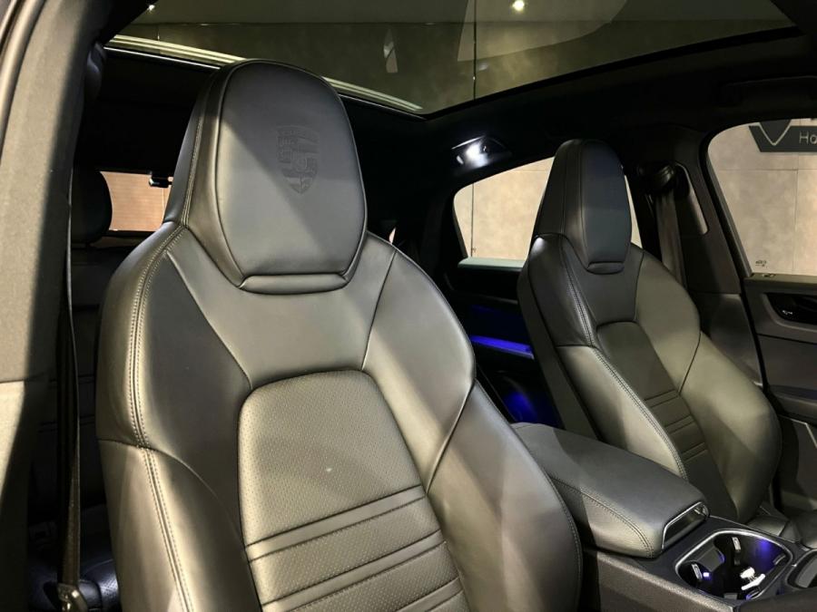 Cayenne Coupe - Image 6