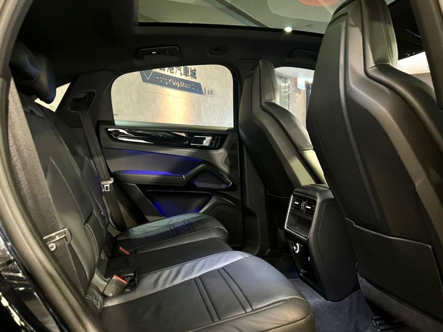 Cayenne Coupe - Image 2