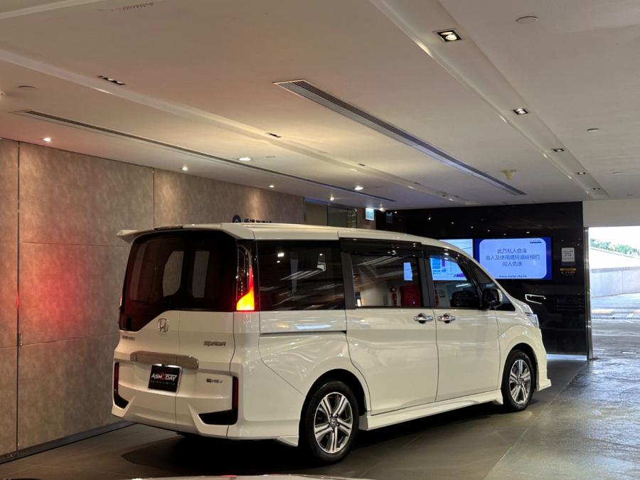 Stepwgn e:hev ex cool - Image 8