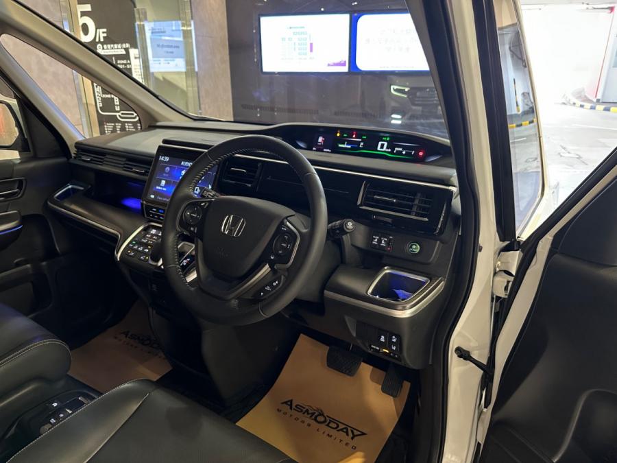 Stepwgn e:hev ex cool - Image 2